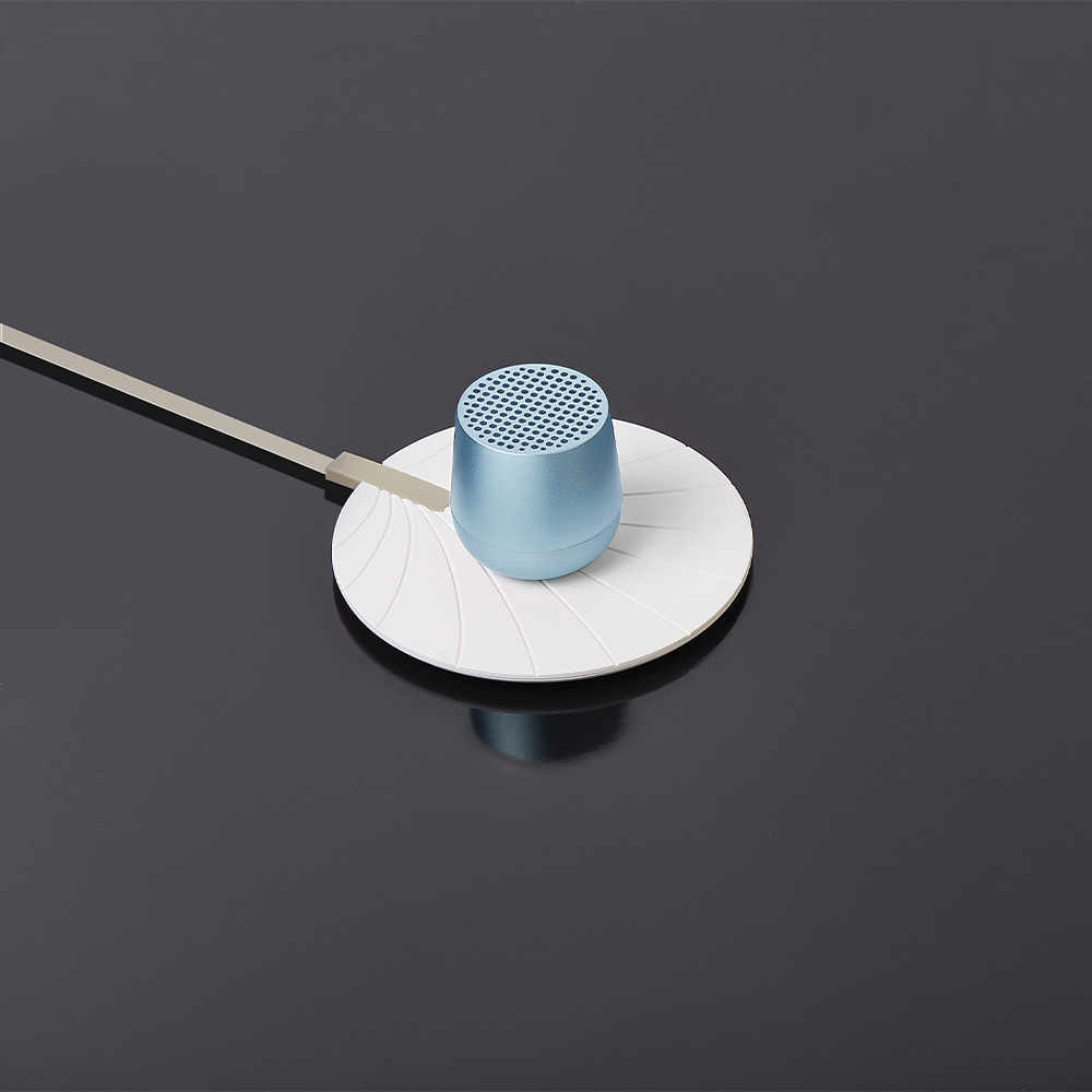 簡単に充電可能 2つの便利な充電方法でシンプルかつ柔軟に充電&hellip;