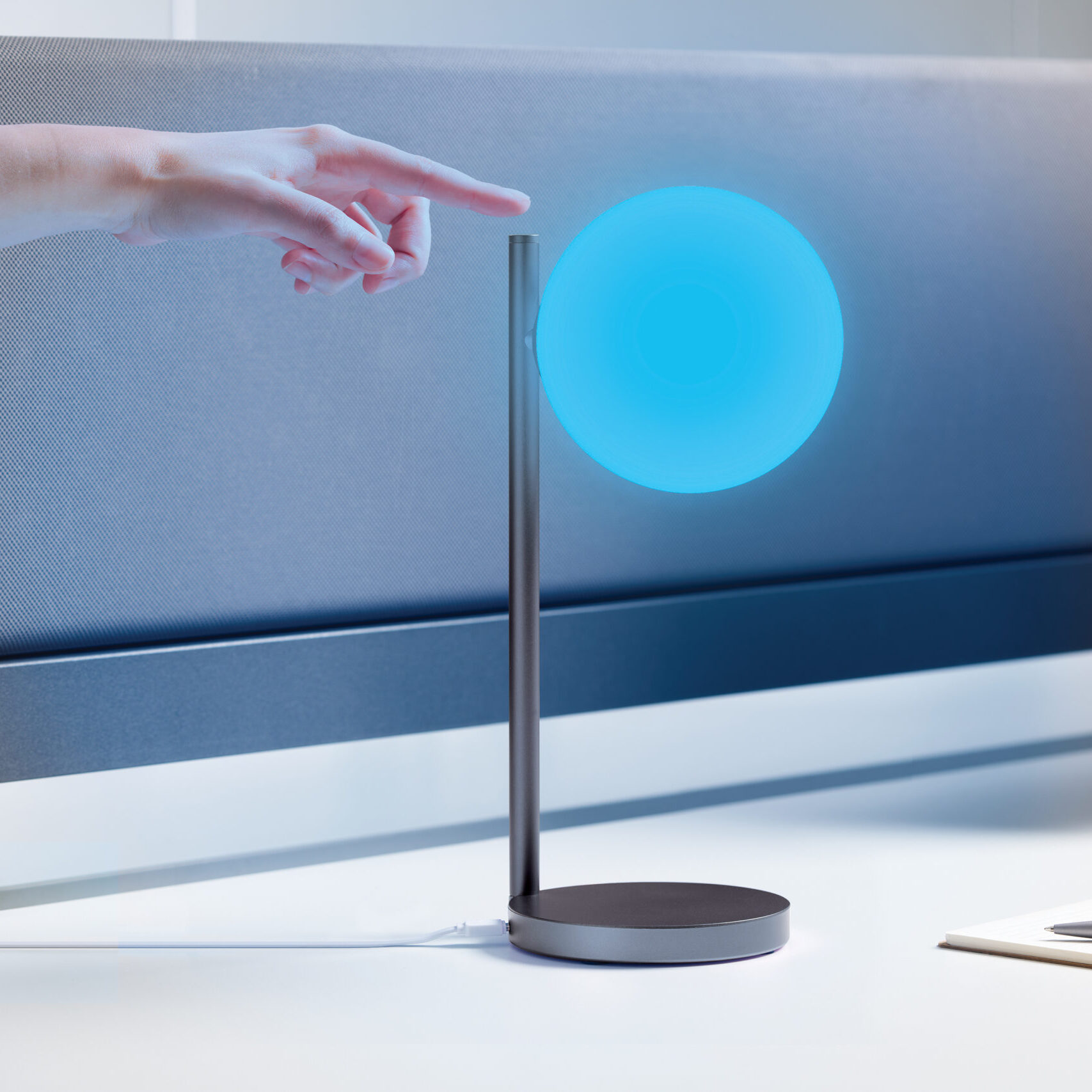 デザイナーズデスクランプ エレガンスと機能性を兼ね備えたBu&hellip;