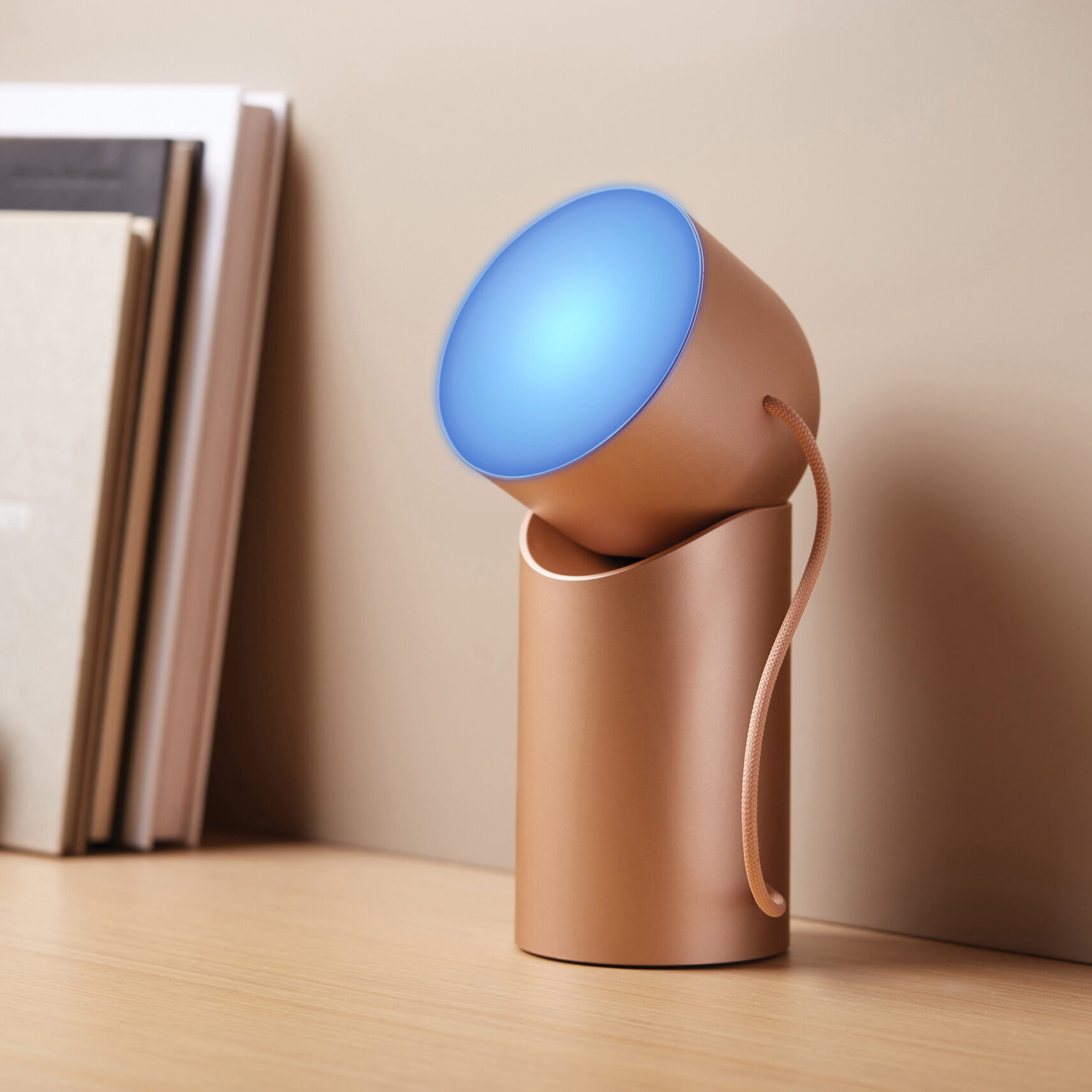 最大48時間点灯 Orbeは、充電式バッテリーを搭載し、長時&hellip;