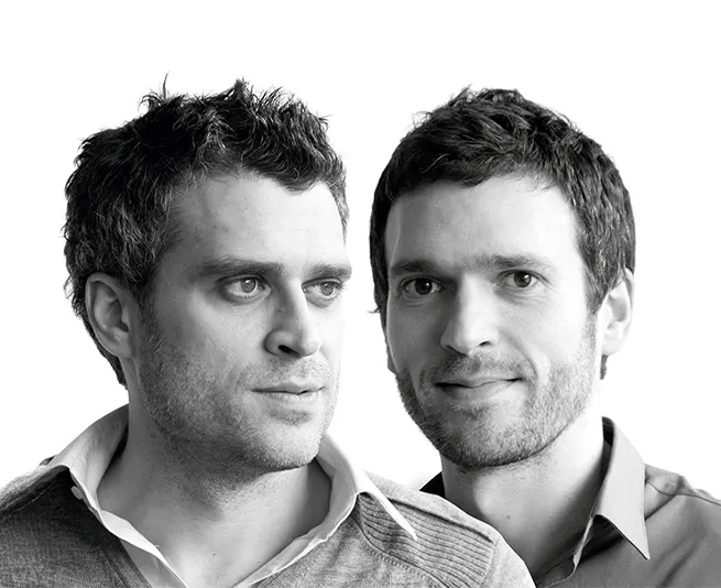 デザイナーのエイドリアンとジェレミー・ライトが設立したDes&hellip;