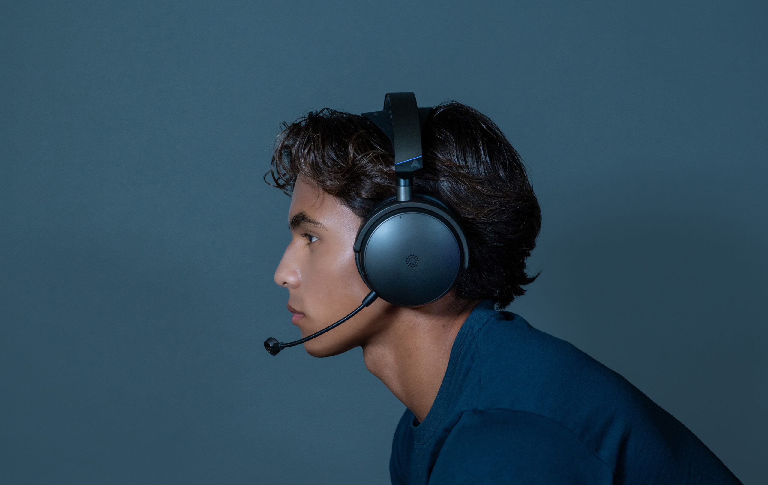 進化した装着感 長時間プレイに特化した設計。新採用のワイド換&hellip;